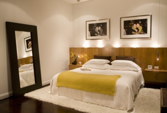 choosing the ideal dramatic headboard for your bedroom5 540x365 دکور بالای تختخواب