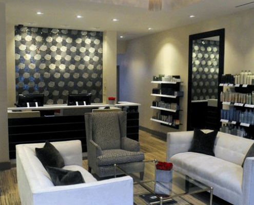 Hairdresser decoration design and features 2 1 495x400 دکور آرایشگاه زنانه