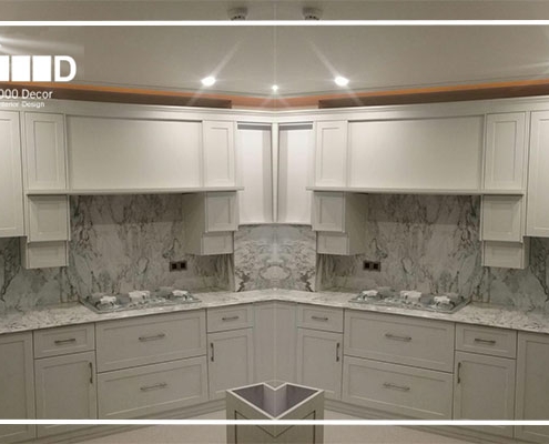 1000decor Kitchen cabinet decoration h2 495x400 پروژه کابینت تمام چوب رنگ پلی اورتان